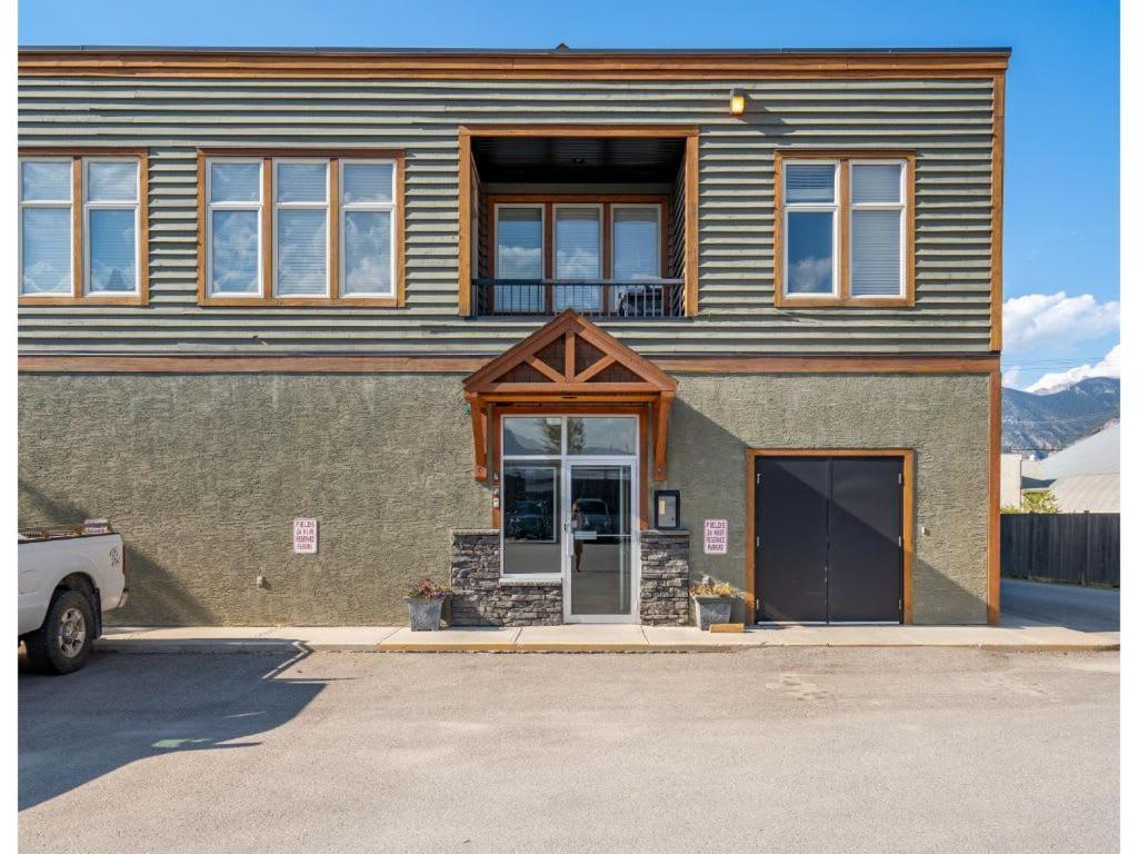 The Grizzly House I Sleep 7 I Patio & Bbq I 55 Tv Apartamento Invermere Exterior foto